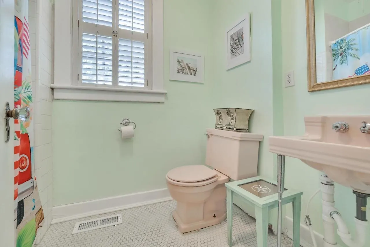 Holiday home Manor And Mutts #2 Cottage Norfolk United States